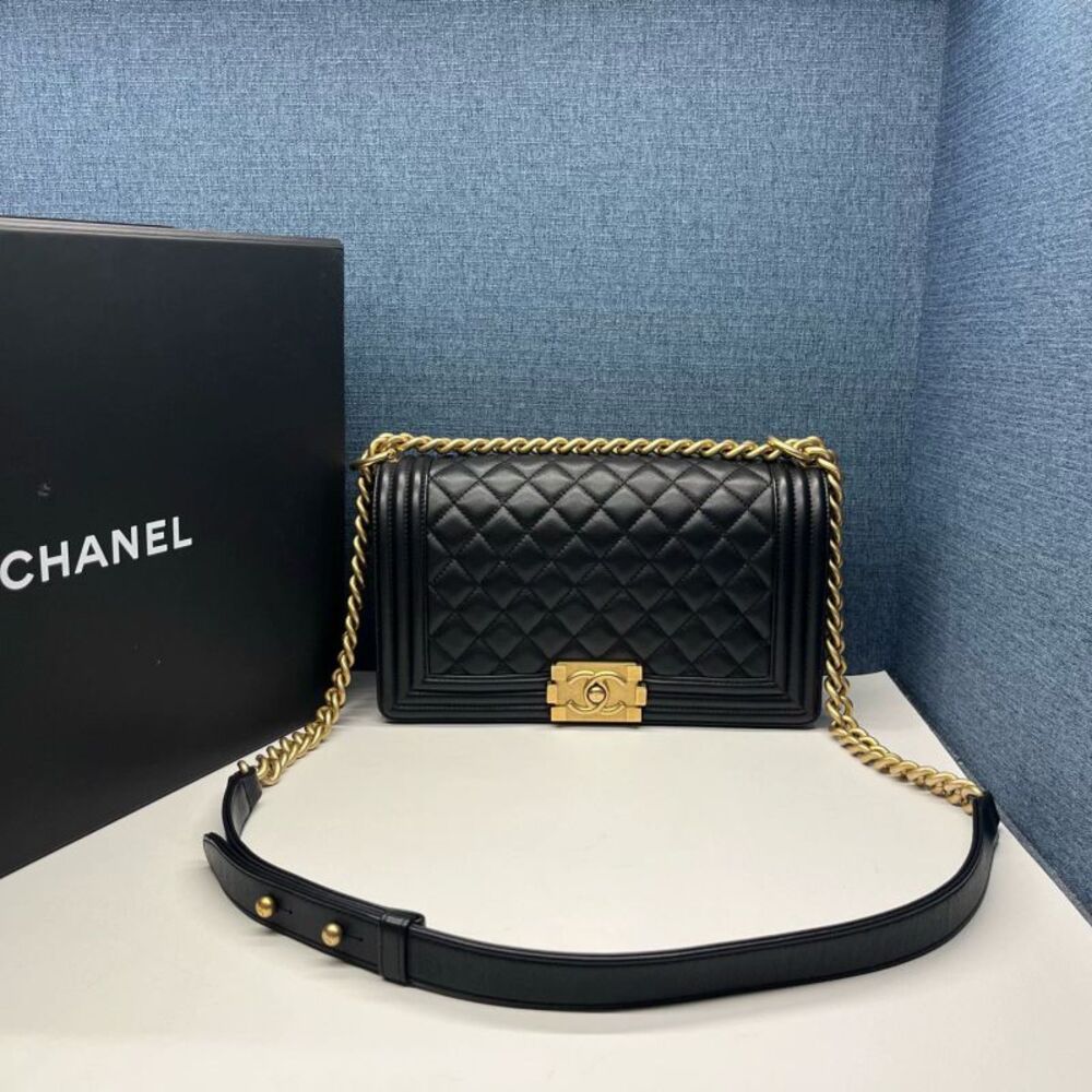 Chanel Women Pre-Loved Bag Very Good Condition